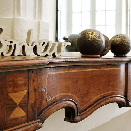 Maison De Maitre Des-Sens Nyons Bagian luar foto